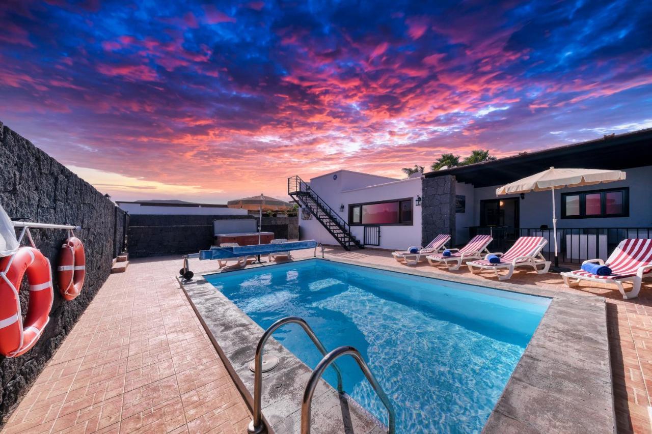 Villa Aurelia-Pool, Jacuzzi And Solarium 普拉亚布兰卡 外观 照片